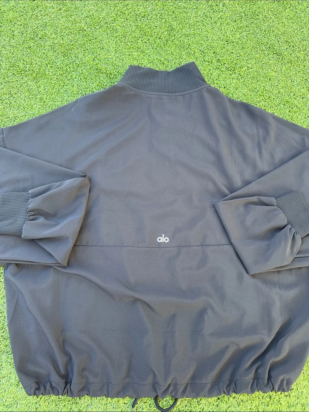 ALO Yoga Women’s Black Half-Zip Windbreaker Pullover, brand new - Picture 5 of 5